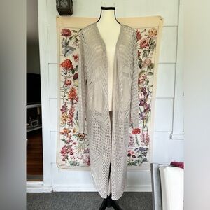 Moral Fiber 3x long sleeve open cardigan. Oatmeal color and loose knit. Slits
